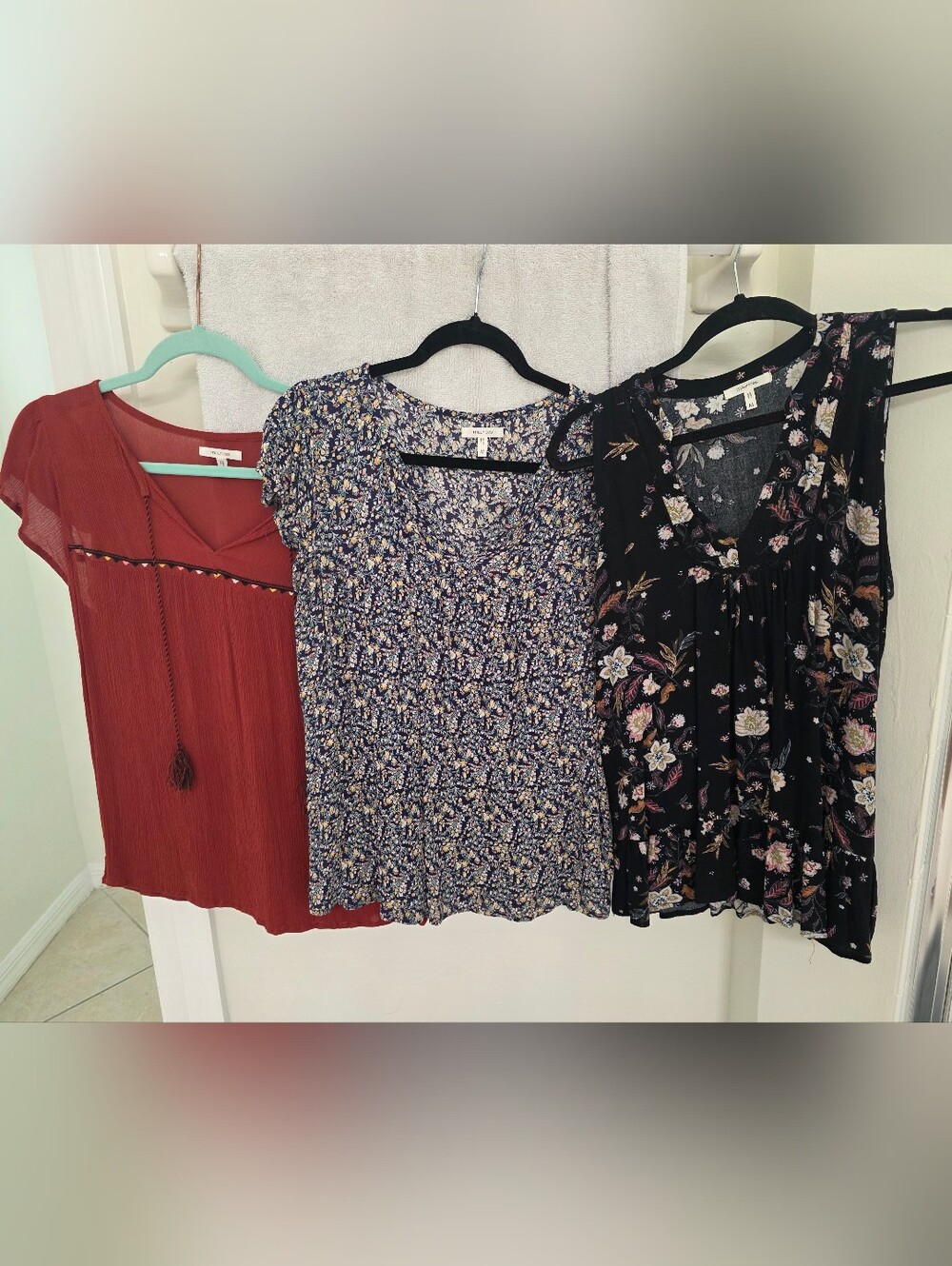 3 - Maurices Tops - Peasant and Babydoll ** Medium ** EUC!!!